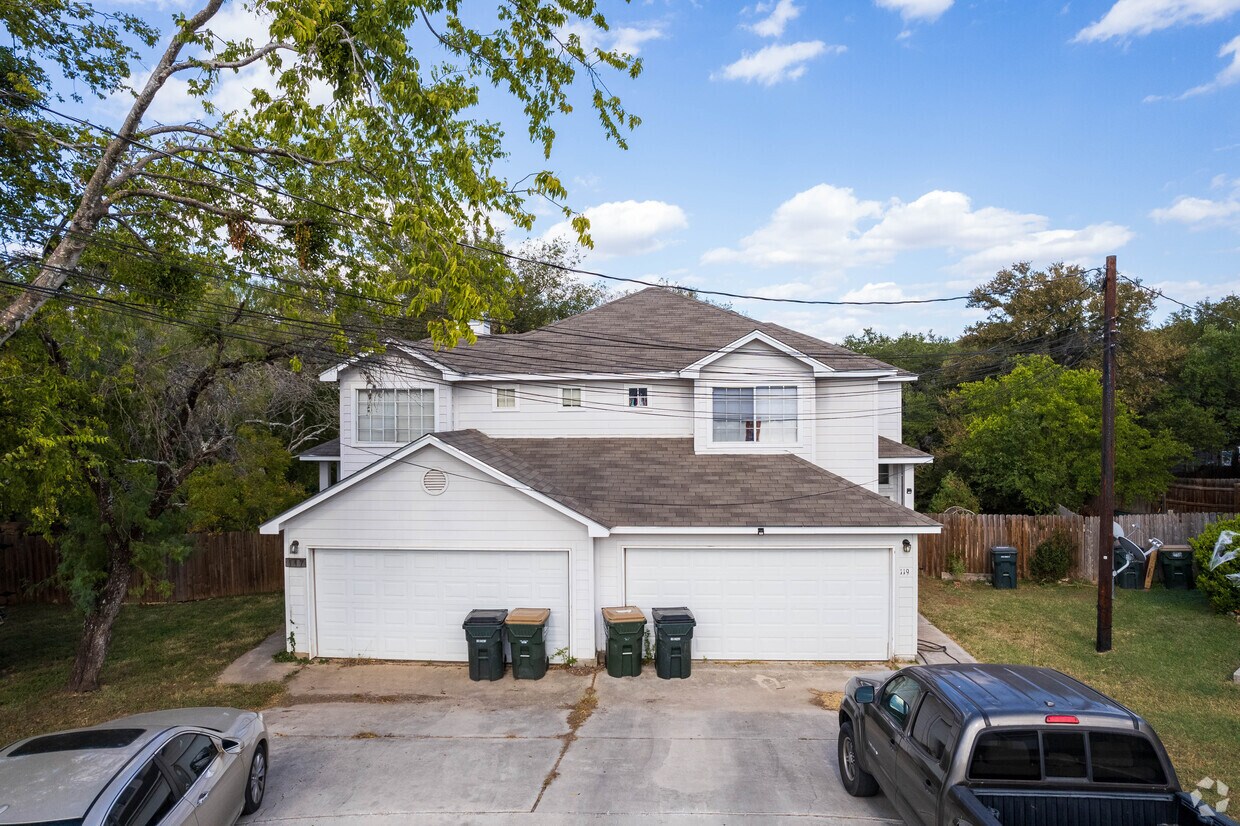 Foto principal - Sagewood Townhomes