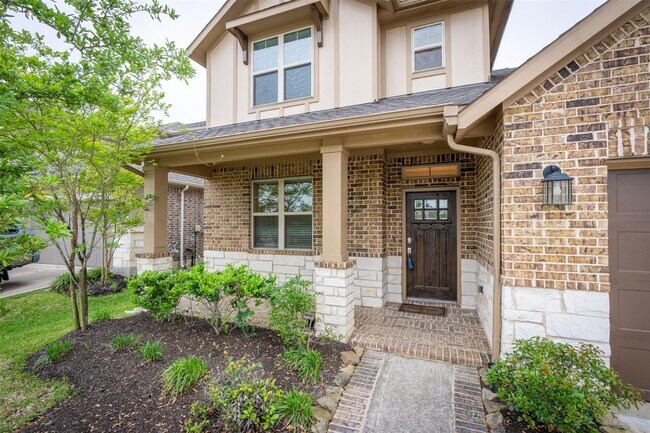 Foto del edificio - 16611 Highland Country Dr