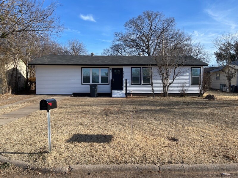 Foto principal - 1632 Best Blvd