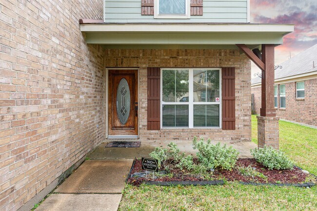 Foto del edificio - 19907 Sloan Ridge Ln