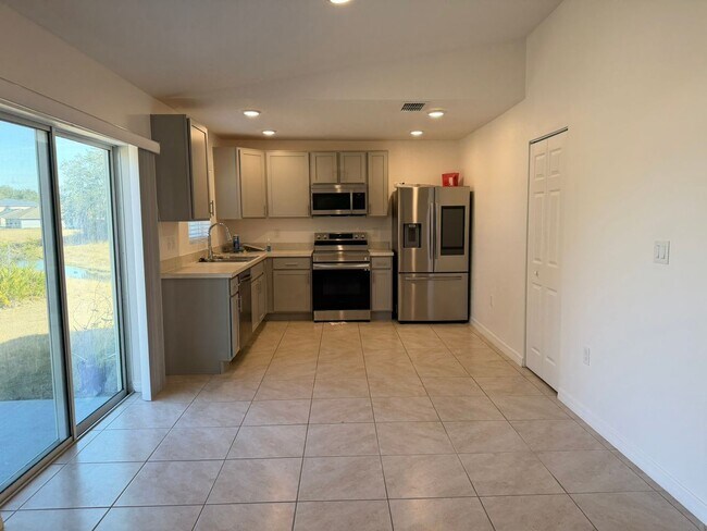 Building Photo - 225 Dogfish Ln