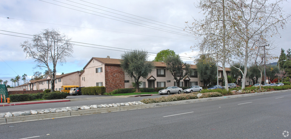 Primary Photo - San Dimas Canyon Apartments