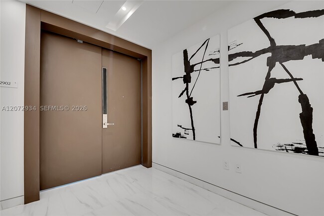 Foto del edificio - 300 Biscayne Blvd