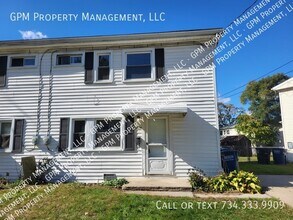 Building Photo - 1924 Eagle Ct