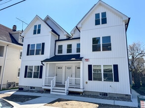 Building Photo - 123 Princeton St