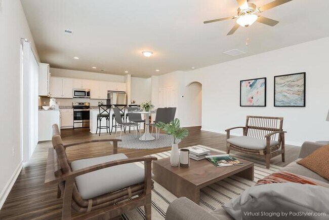 Foto del edificio - 247 Clydesdale Cir