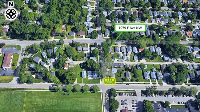 Building Photo - $995 | 2 Bedroom, 1 Bathroom House | Pet F...