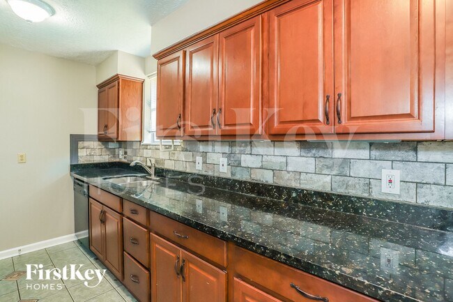 Foto del edificio - 16635 David Glen Dr