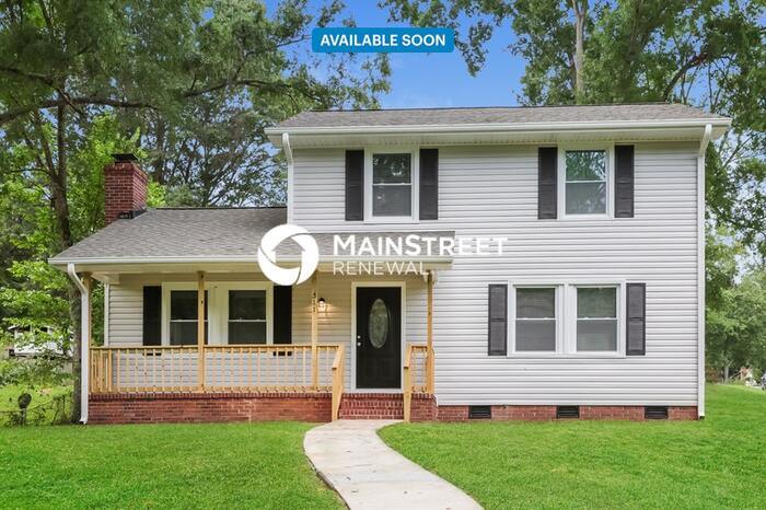 Foto principal - 3 Bedroom Pet-Friendly Home in Winston-Sal...