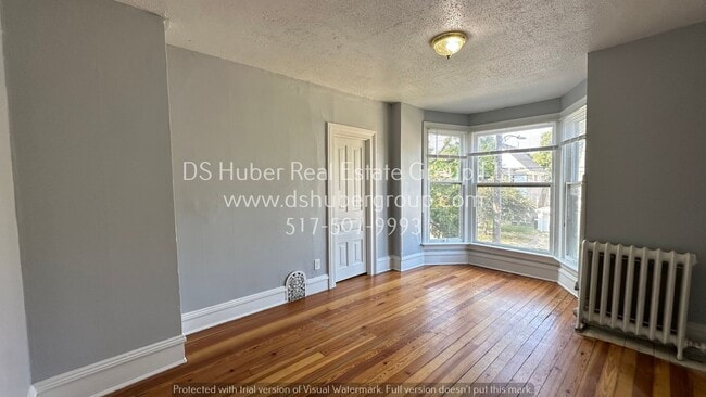 Photo - 533.5 Seymour Ave Apartment