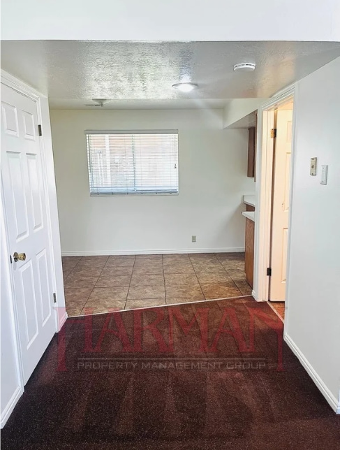 Building Photo - 699 600 W