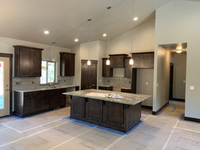 Foto del edificio - SINGLE FAMILY HOME ON CASHMERE (APP#65)