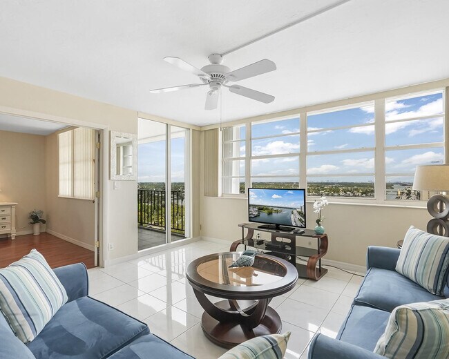 Building Photo - 1400 S Ocean Dr