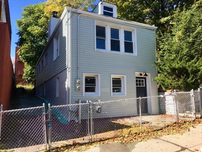 Building Photo - 4319 Boyd Ave