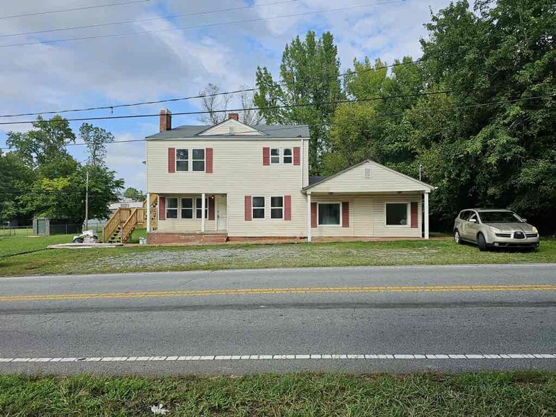 128 Rowan Mill Rd Unit D, Salisbury, NC 28147 Room for Rent in