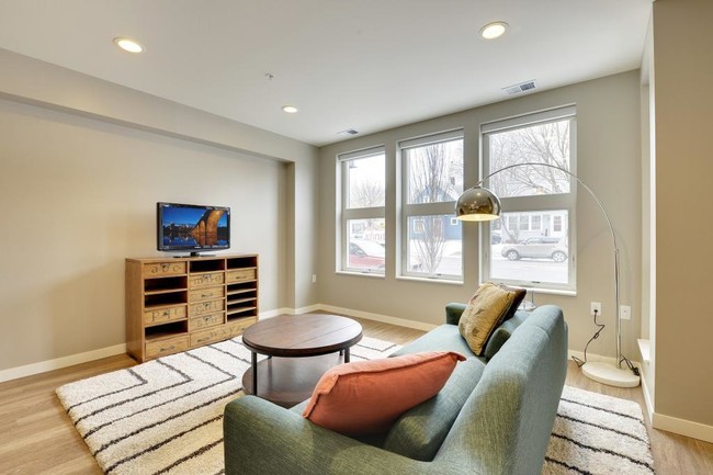 Foto del edificio - 1535 Selby Ave