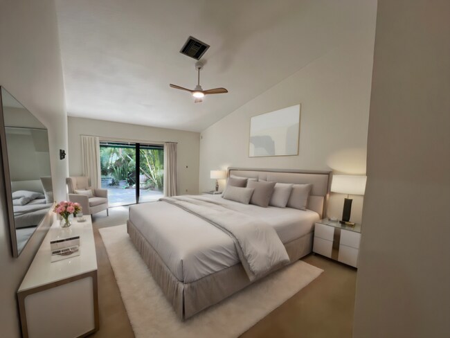 Foto del edificio - 6343 Las Flores Dr