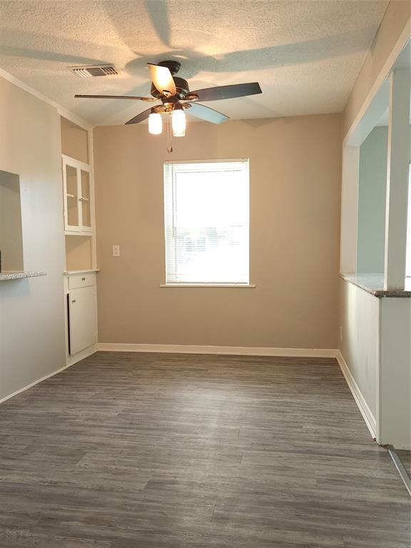 Foto del edificio - 402 S Blackwell St