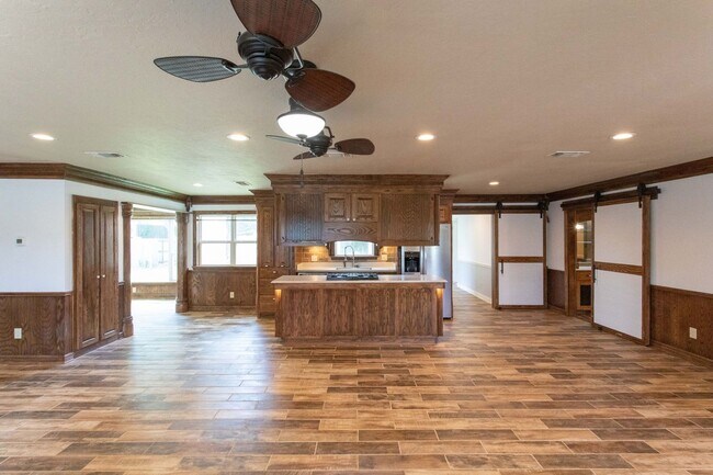 Foto del edificio - 1803 Midwestern Pkwy