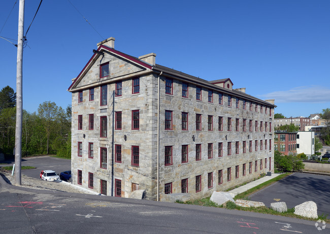 Building Photo - Bernon Mills Estates Condos