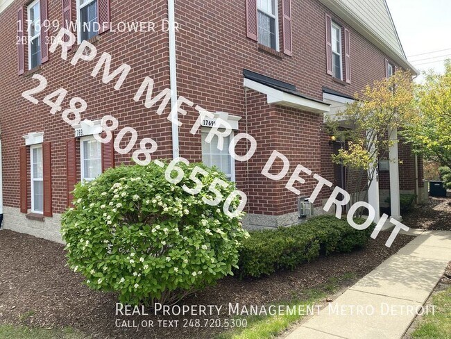 Foto del edificio - Beautiful Condo with Great Location,