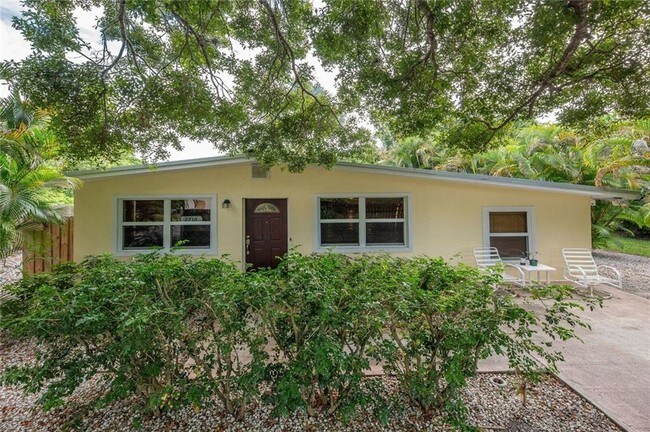 Building Photo - 2716 SE Bonita St