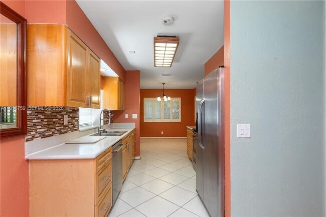 Foto del edificio - 9360 Chelsea Dr S