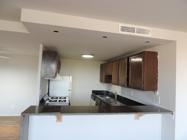 Foto del edificio - 4600 Duke St