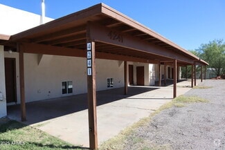 Building Photo - 4241 Plaza Oro Loma