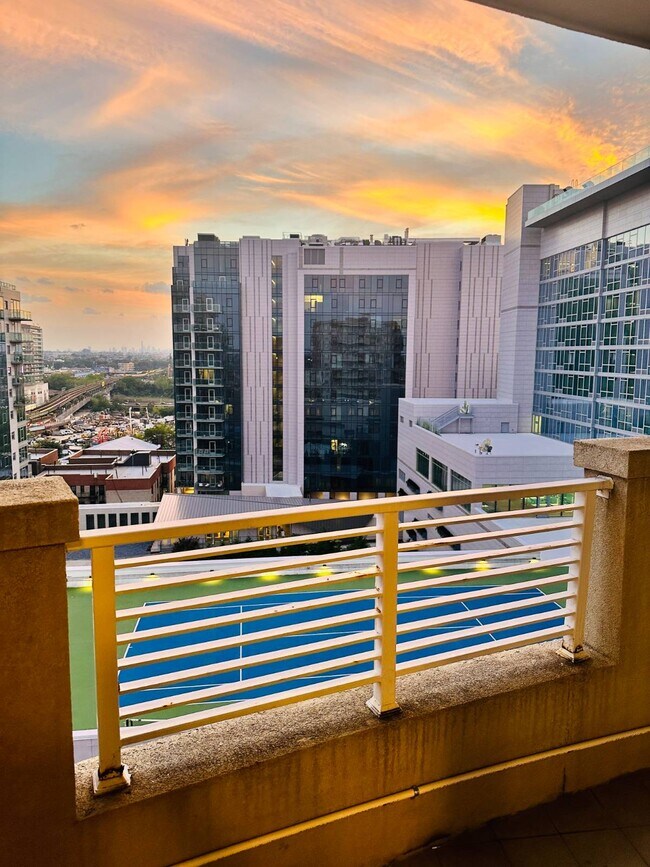 Foto del edificio - 37-20 Prince St