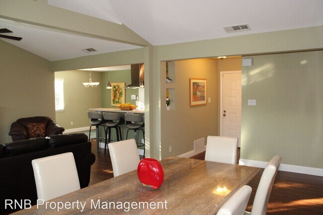 Building Photo - 3 br, 2 bath House - 9259 Medallion Way