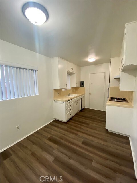 Foto del edificio - 12716 4th St
