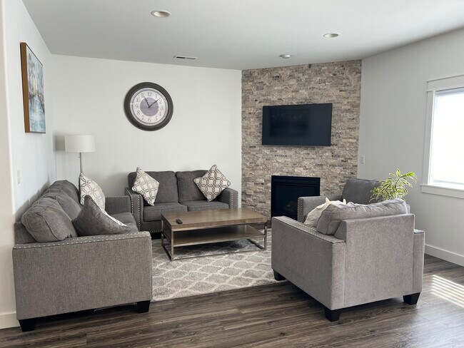 Foto del edificio - 27826 256th Ct SE