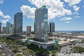 Building Photo - 909 Kapiolani Blvd