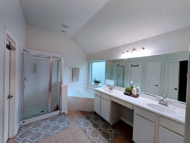 Foto del edificio - 13011 Sandflower Ln