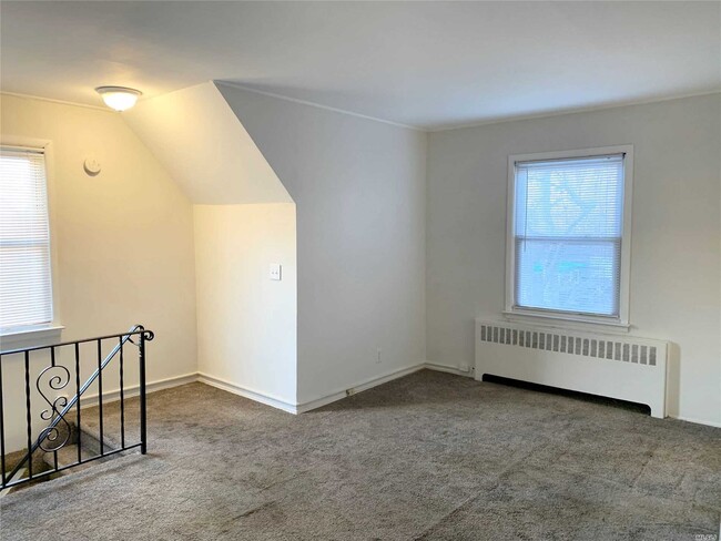 Building Photo - 62 Remsen St