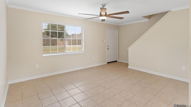 Foto del edificio - 40429 W Hernandez Ave
