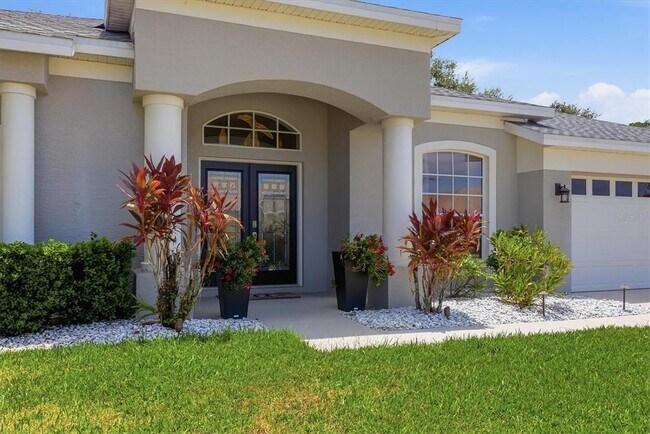 Building Photo - 4617 Egmont Dr
