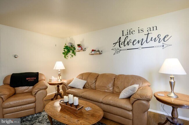 Foto del edificio - 130 Roberta Jean Ave