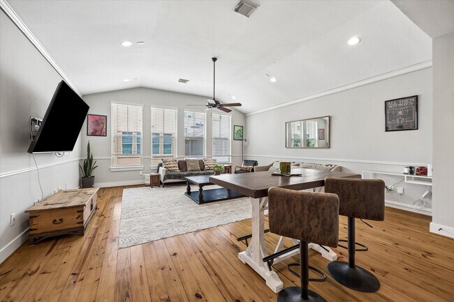 Foto del edificio - 107 Riley Ln