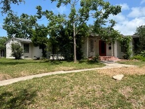 Building Photo - 353 Jackson Pl