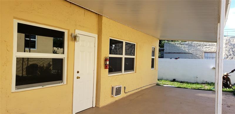 Primary Photo - 1115 N 22nd Ave