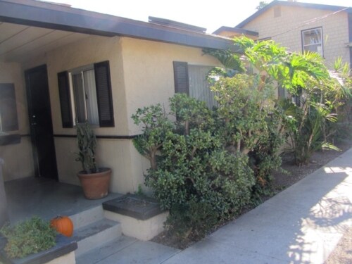 Building Photo - 490 Carroll Ave
