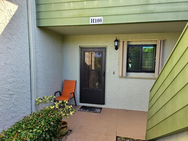 Foto del edificio - 5403 SE Miles Grant Rd