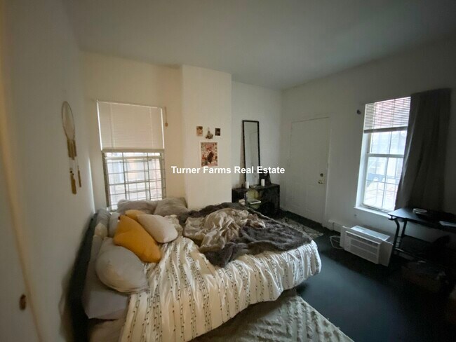 Foto del edificio - 30 S Huntington Ave
