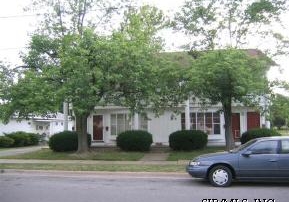 Foto principal - 407 S Oak St