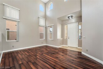 Building Photo - 4664 Deer Forest Ave