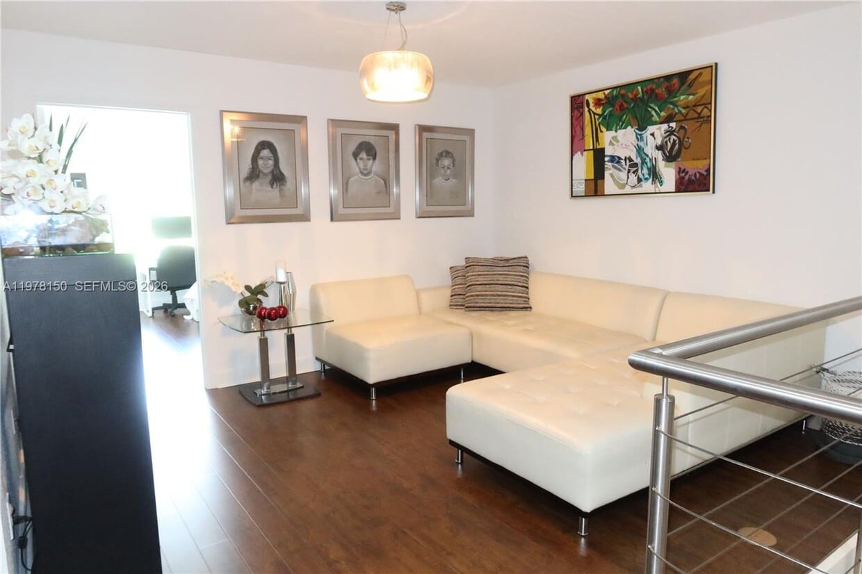 Photo - 10923 NW 70th Street 10923, Doral, FL 33178