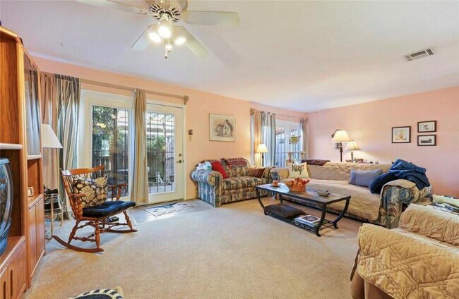 Foto del edificio - 5800 Lumberdale Rd