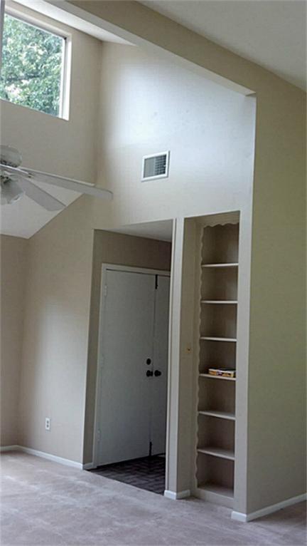 Building Photo - 3502 Kentwood Dr